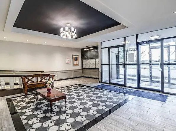 2545 Lauzon Rd, Windsor, ON N8T 3H9