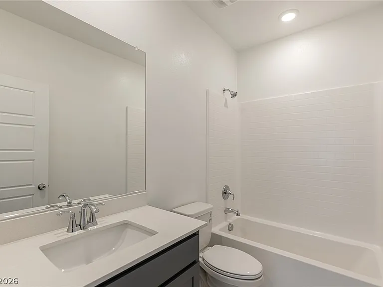 360 Great Ocean Ave — Photo 43