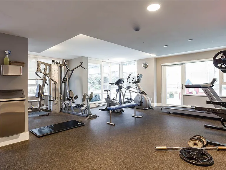 538 W 7th Ave #507 — Photo 32