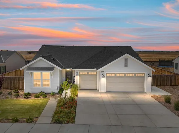 3211 Fawn Creek Ln, Shafter, CA 93263