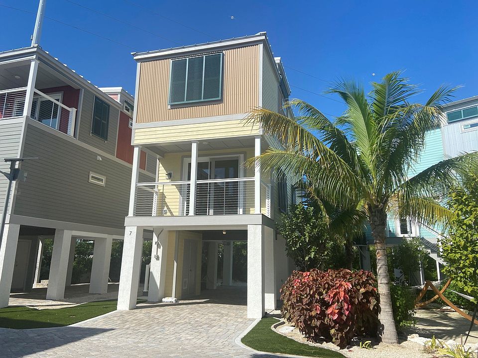 1st image of 101 11th Street Ocean #7