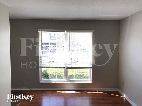 2nd image of 1162 Moneca St