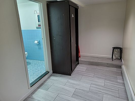 4th image of 8722 19th Ave #Gl