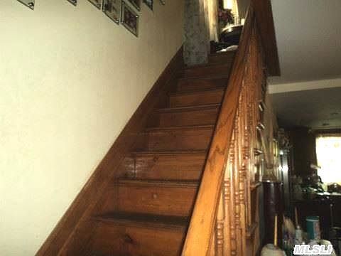 2nd image of 10949 131st St