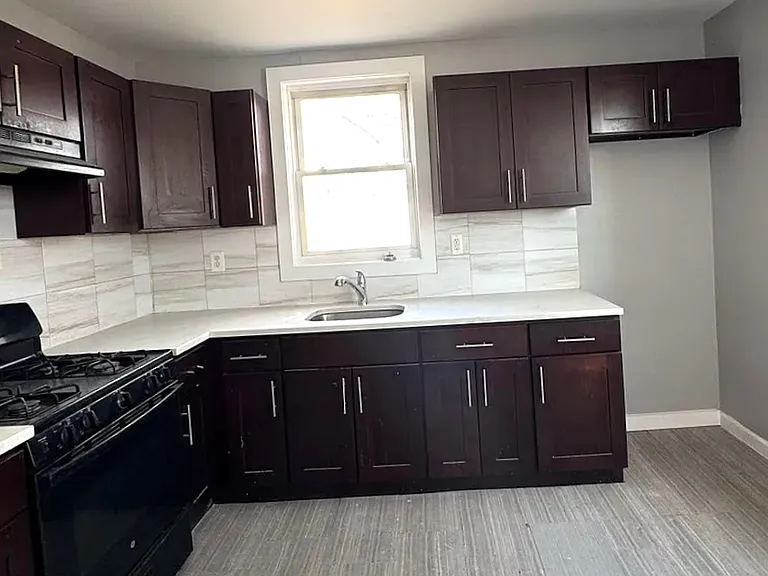 1 Bedroom at 30 Gladstone #3, Newark NJ — photo 1