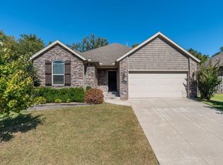 4317 W Murfield Dr, Rogers, AR 72758