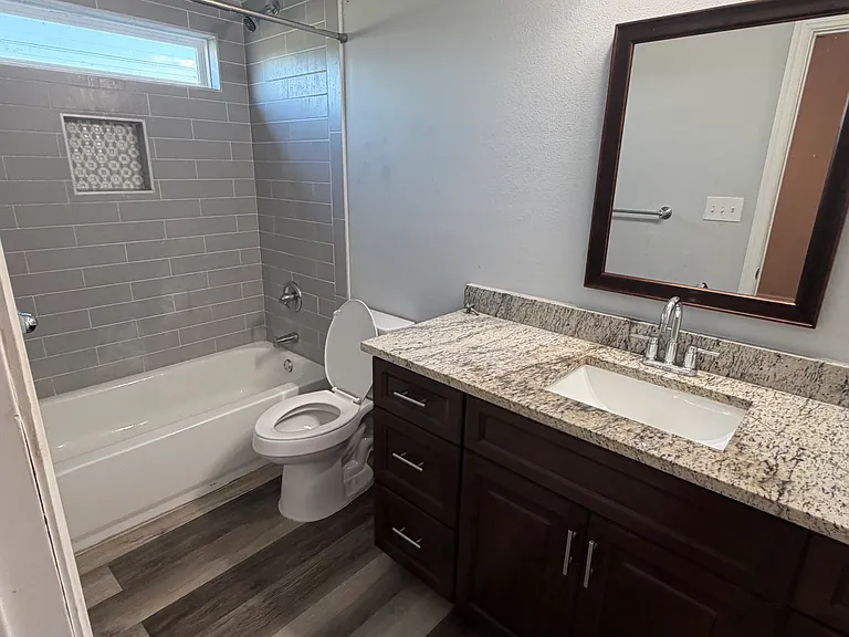 6430 Rock Ridge Dr — Photo 5