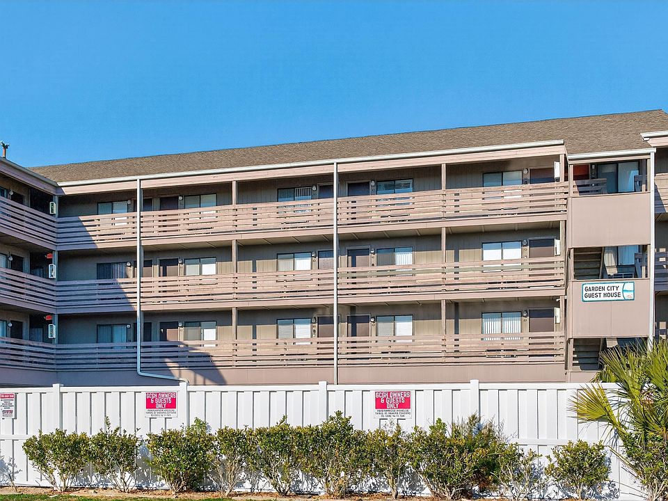 1st image of 120 Dogwood Dr. N #313