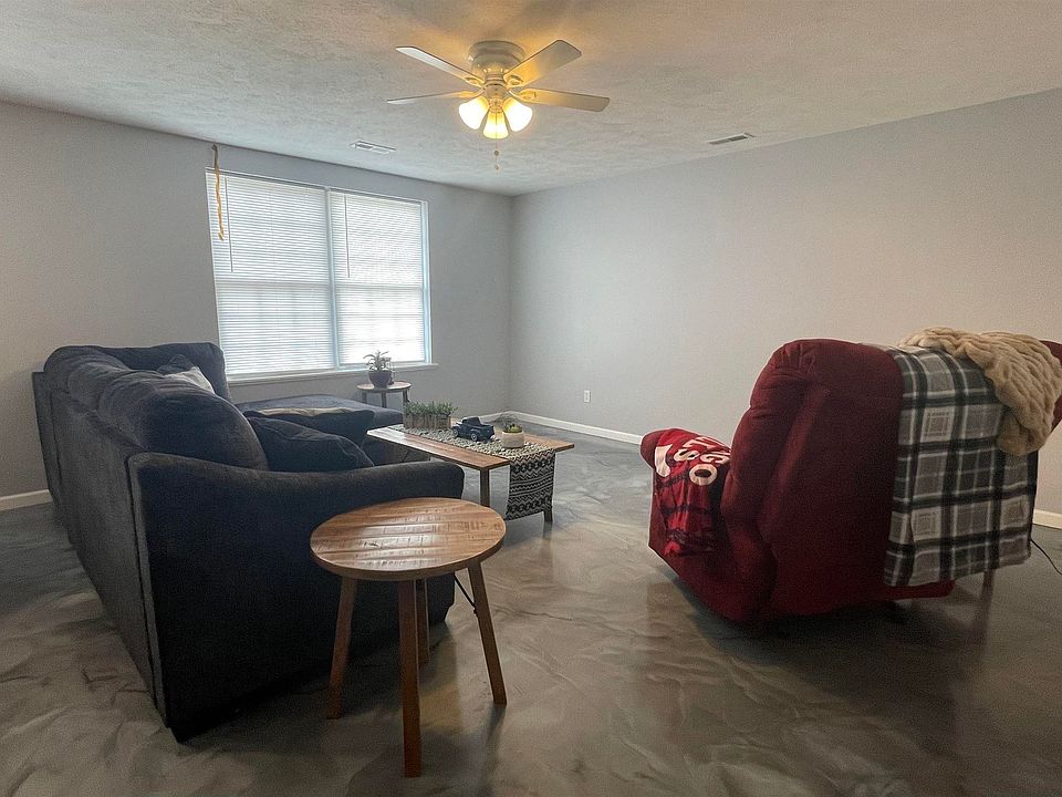 400402 E Main St, Galatia, IL 62935 Zillow