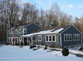 29 Orchard St, Upton, MA 01568