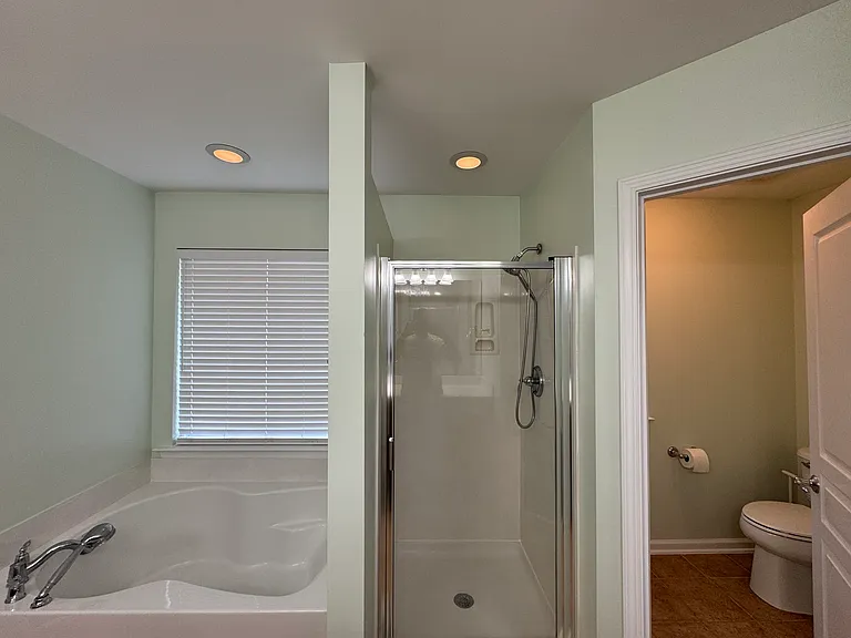 8211 Saltwood Pl — Photo 23