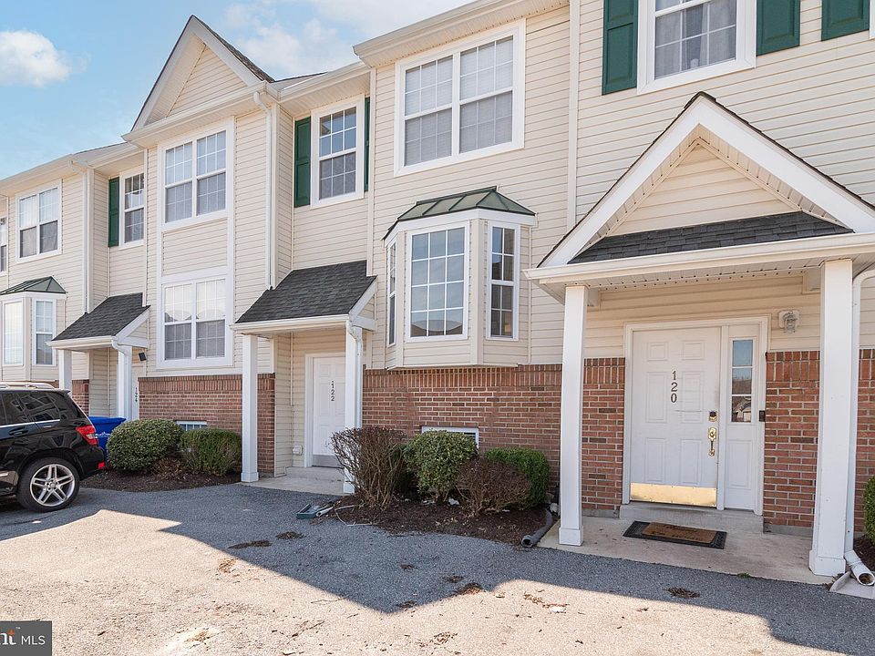 1st image of 122 Nicoles Ct #152