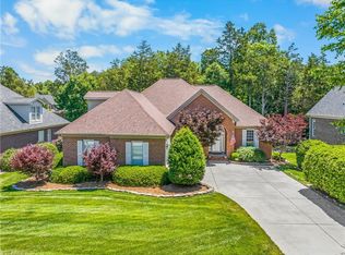 4324 Poplar Creek Ln, High Point, NC 27265
