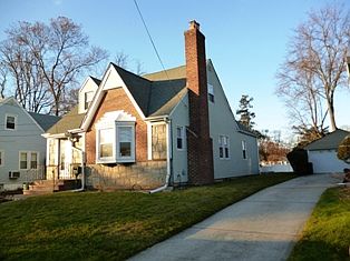 2nd image of 17 Carol St