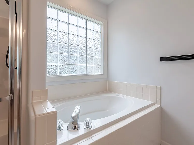 5292 Queen Bishop Ln — Photo 11