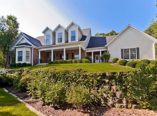 4615 Blarney Dr, Cedar Rapids, IA 52411