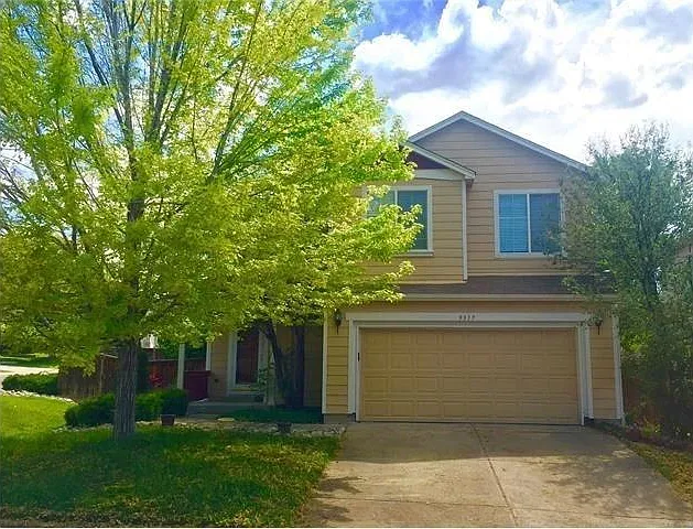 4 bed, 2400 sqft, $3,200 — Photo 1