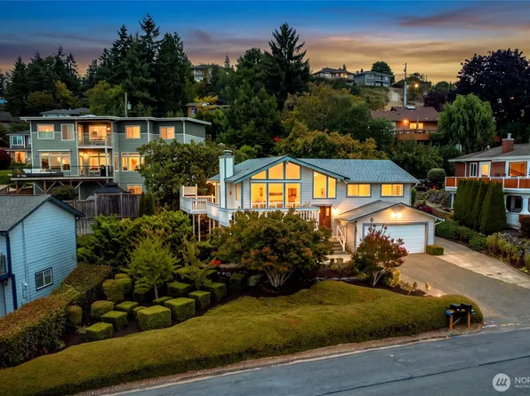 5815 Frances Avenue NE, Tacoma, WA 98422