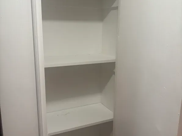 571 Macdonough Street image 13 of 25