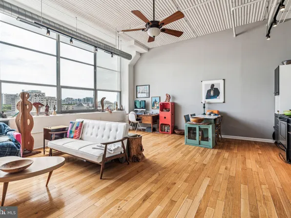 2200 Arch St Unit 803, Philadelphia, PA 19103