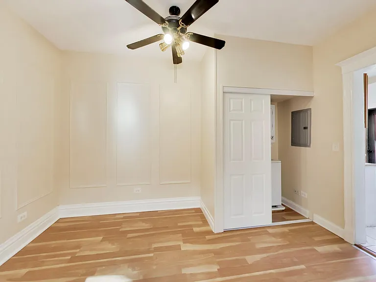 3149 W Lyndale St #2 — Photo 9