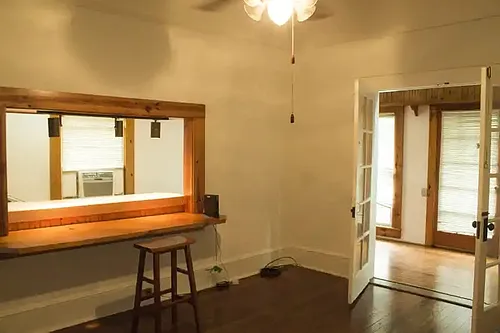 622 NE 2nd St #3 Photo 1
