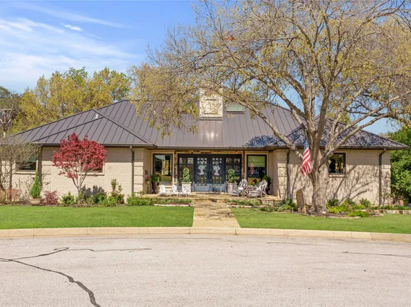 4304 Briarhaven Rd, Fort Worth, TX 76109