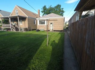 5825 S Kenneth Ave, Chicago, IL 60629