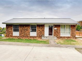 501 McCoy Dr, Charleston, WV 25302