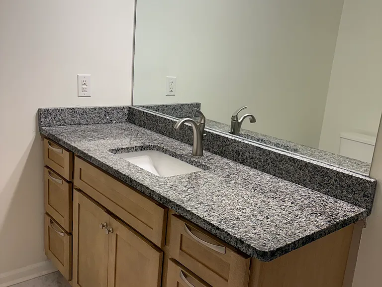 765 Walker Sq #4C — Photo 5