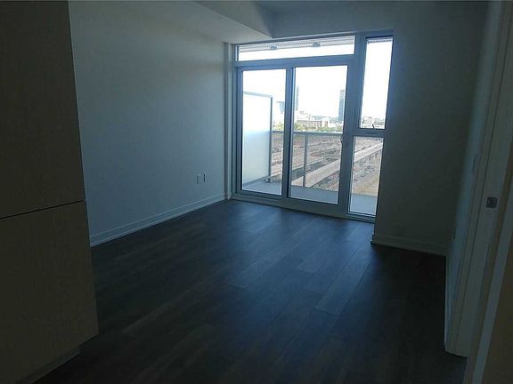 5th image of 20 Richardson St #702
