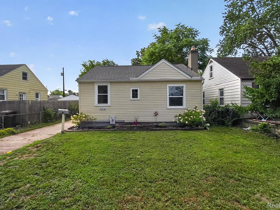 1st image of 35259 Currier St