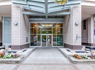 2968 Glen Dr #2707, Coquitlam, BC V3B 0C4