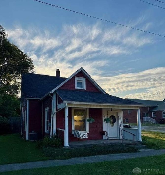 Real estate listing image
