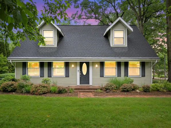 11834 Eriksen Dr, Pinckney, MI 48169