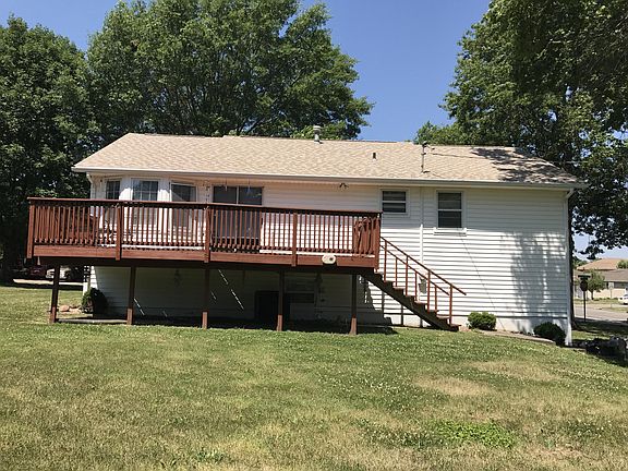 4th image of 902 Whippoorwill Dr