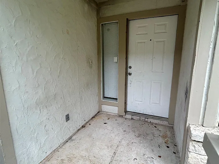 1235 Armadillo Rd #B — Photo 1