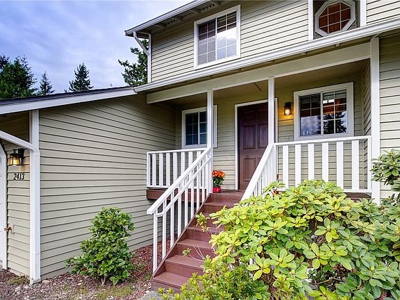 3rd image of 2413 136th Pl SE
