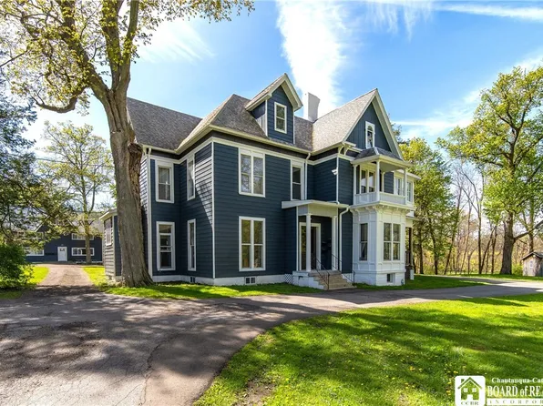238 E Main St, Westfield, NY 14787