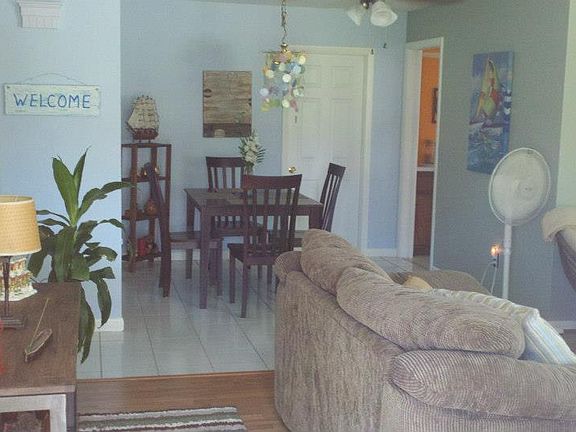 3rd image of 4029 SW 2nd Pl