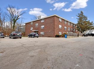 881 Main St APT 9, Walpole, MA 02081