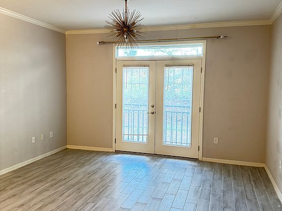 2nd image of 4221 W Spruce St APT 1107