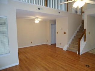 2nd image of 929 Niblik Way