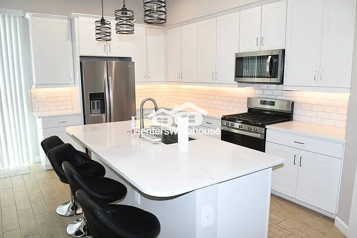 5059 E Gallop Way — Photo 4