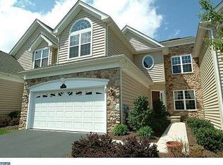 28 Ashtree Ln, Malvern, PA 19355