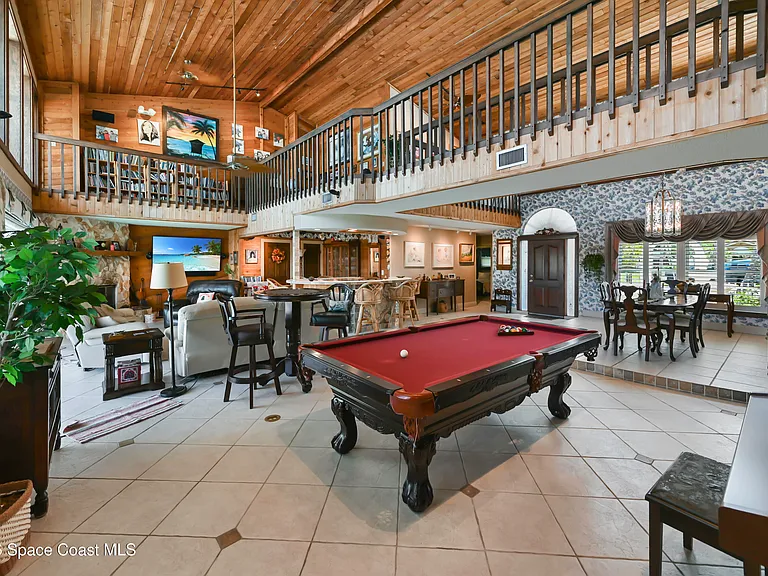 2230 Sykes Creek Dr — Photo 19