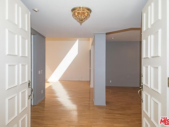 2nd image of 4784 Park Encino Ln Unit 303