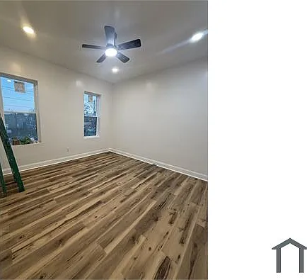703 E Allegheny Ave — Photo 11