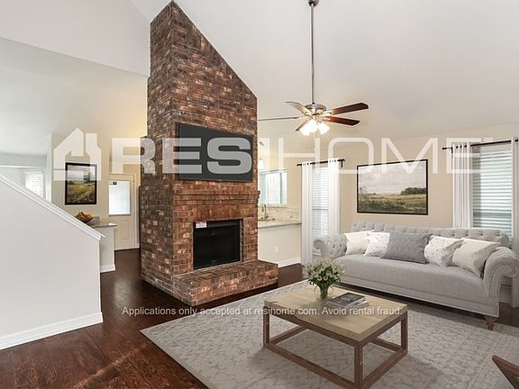 5th image of 818 Ashmount Ln