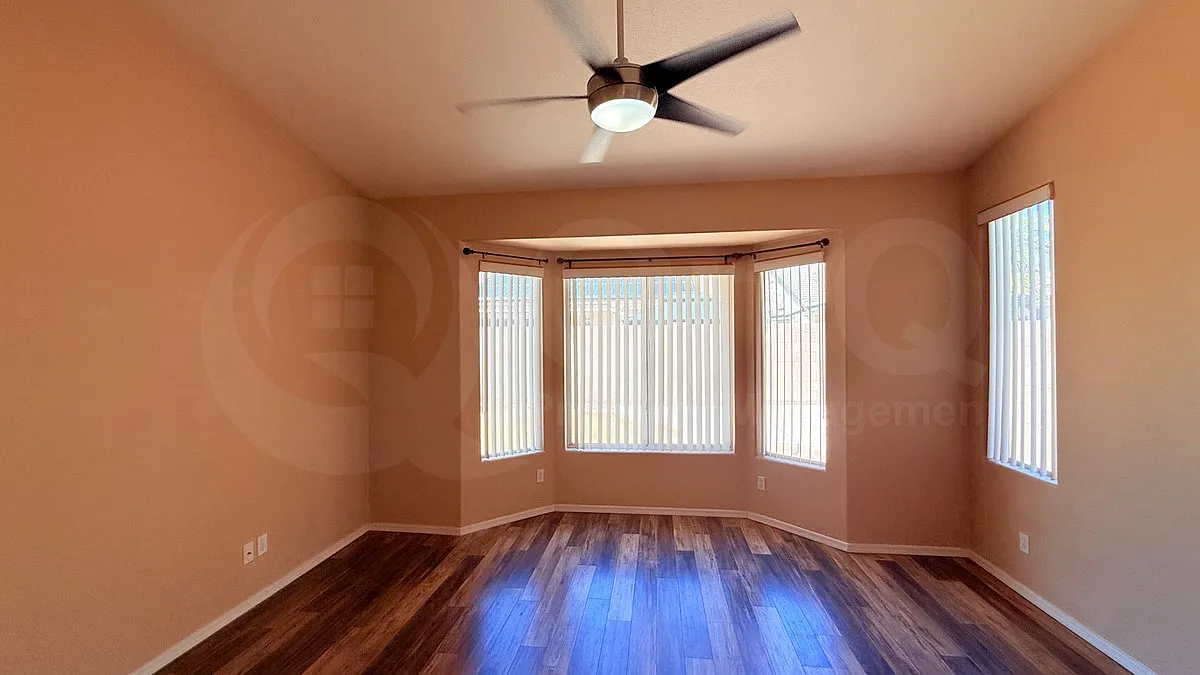 3 bed, 2.0 bath, 1457 sqft, $2,199 — Photo 4
